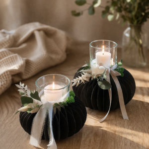 Papierkranz Dacia schwarz Durchmesser 22 cm